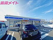 ローソン川越町高松店 831m
