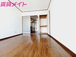 居間