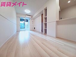 クレイル 1階1LDKのリビング/ダイニング