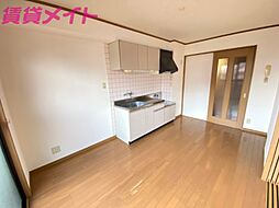 ボヌールシャトウ 2階2DKのリビング/ダイニング