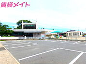 ひばりこども園 548m
