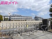 四日市市立富洲原中学校 1039m