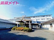 医療法人富田浜病院 567m