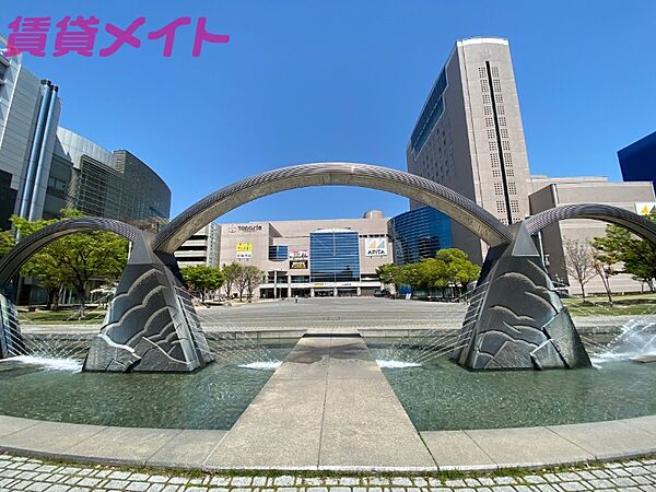 周辺