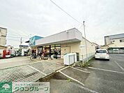 ユーコープ萩園店 徒歩3分。 210m