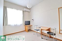 レオパレスカメリア六番館 1階1Kのリビング/ダイニング