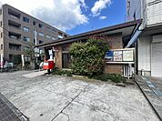茅ヶ崎松が丘郵便局 徒歩12分。 920m