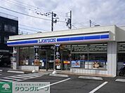 ローソン藤沢三丁目店 徒歩10分。コンビニ 790m