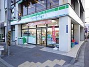 ファミリーマート藤沢石上店 390m