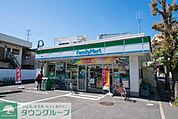 ★ファミリーマート★ 徒歩16分。コンビニ 1270m