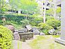 エントランス：【エントランス】都会の喧騒を離れ自然豊かなエントランスです。