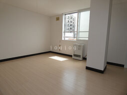 グリーンハイム 502 5階1Kのリビング/ダイニング