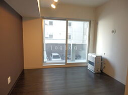 Ｓ−ＦＯＲＴ北大前（旧サムティ北大前） 202 2階1LDKのリビング/ダイニング