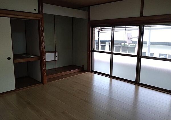 室内