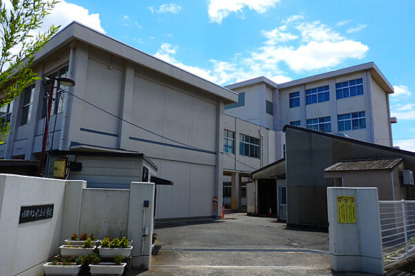 藤和しらさぎハイタウン　B棟 ｜兵庫県姫路市増位新町1丁目(賃貸マンション3LDK・11階・80.84㎡)の写真 その2