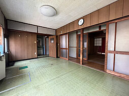 居間