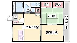 カーサーアスール 1階