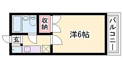 Uマンション 1階