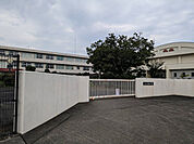 社小学校