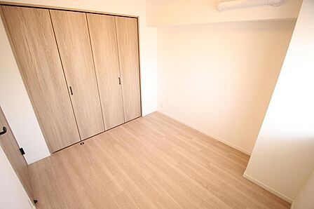 ■様々なお部屋のコーディネートが出来るナチュラルカラーの内装♪