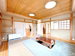 栃木市吹上町　戸建て 5SLDKのリビング/ダイニング