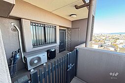 角部屋のため専用ポーチ付き!