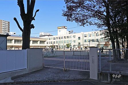 八熊小学校[公立]の外観