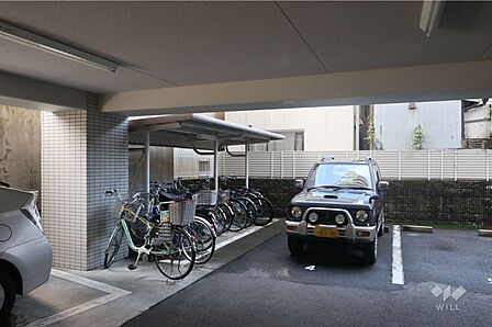駐輪場