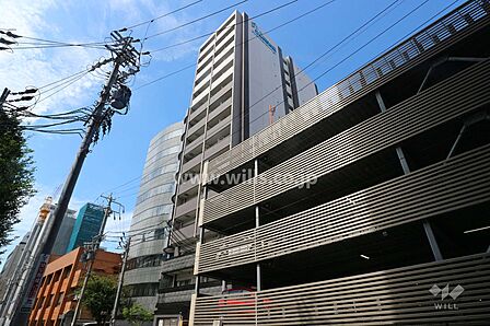 プレサンス丸の内レジデンス?の外観(南東側から)