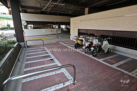 バイク置場