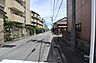 その他：敷地東側の前面道路
