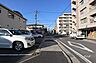 その他：敷地西側の前面道路