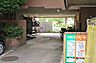 駐車場：駐輪場