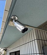 入口防犯カメラ