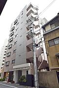 日暮里駅から徒歩3分