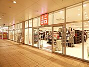 ユニクロLaLaテラス南千住店 595m