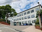 御幸山中学校まで110m　徒歩約2分