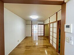 居間
