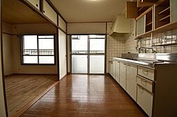 居間