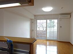 クラールコート 1階ワンルームのリビング/ダイニング