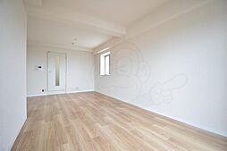 ワイズアーク三国ヶ丘 5階1Kのリビング/ダイニング