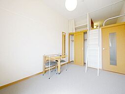 レオパレスセルサスII 201 2階1Kのリビング/ダイニング