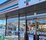 セブンイレブン桶川殿山店 徒歩17分。 1290m