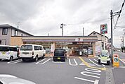 セブンイレブン鴻巣宮前原店 1207m