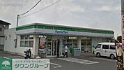 ファミリーマート大宮御蔵店 徒歩16分。コンビニ 1240m