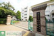 さいたま市立浦和高校 396m