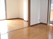 明るく広いお部屋