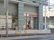 セブンイレブン 10m