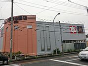 TSUTAYA 徒歩38分。レンタルビデオ 3010m