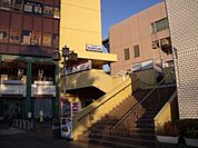 京成津田沼駅 320m